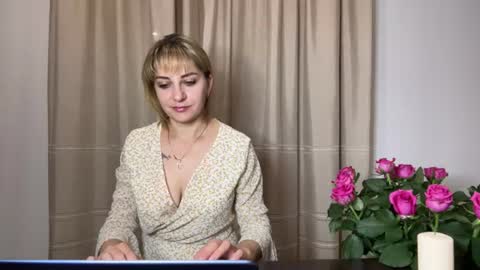 Snapshot of crystalfever_ chatting on 24, 6, 2026 Mary online show from 24, 6, 2026