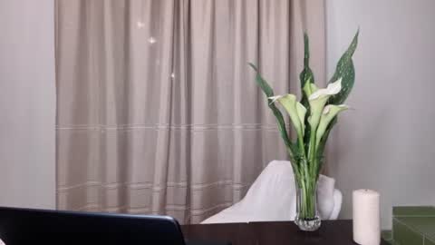 Snapshot of crystalfever_ chatting on 26, 7, 2026 Mary online show from 26, 7, 2026