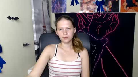 Snapshot of crystalgirl__ chatting on 30, 6, 2026 Stella online show from 30, 6, 2026