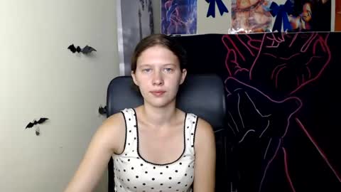 Snapshot of crystalgirl__ chatting on 5, 8, 2026 Stella online show from 5, 8, 2026