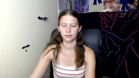 Snapshot of crystalgirl__ chatting on 8, 8, 2026 Stella online show from 8, 8, 2026