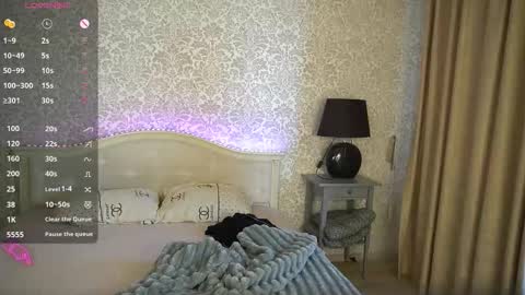 Snapshot of crystall_bliss chatting on 18, 9, 2025 Nika online show from 18, 9, 2025
