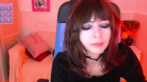 crystallbloom online show from 14, 10, 2025