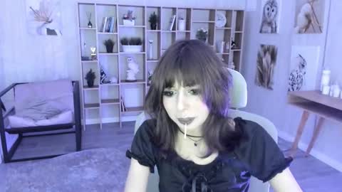 crystallbloom online show from 28, 10, 2025