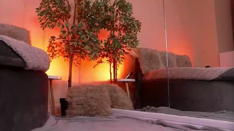 crystallred online show from 13, 11, 2025