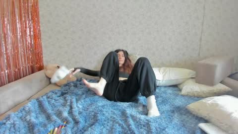 Maria online show from 2, 2, 2025