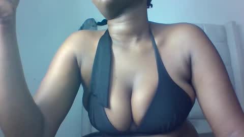 Snapshot of ctrl_cheeks chatting on 14, 10, 2025 ctrl_cheeks online show from 14, 10, 2025