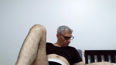 Snapshot of cucaio18 chatting on 21, 2, 2026 BIG UNCUT HARD COCK online show from 21, 2, 2026