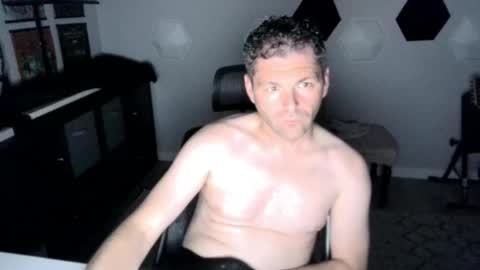 Snapshot of cuck_uu chatting on 2, 10, 2025 cuck_uu online show from 2, 10, 2025