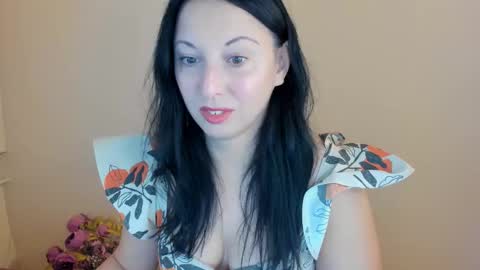 Snapshot of cuckqueenxxl chatting on 10, 11, 2025 HELEN online show from 10, 11, 2025