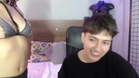 Snapshot of cuddle_bunny_ chatting on 7, 1, 2025 cuddle_bunny_ online show from 7, 1, 2025