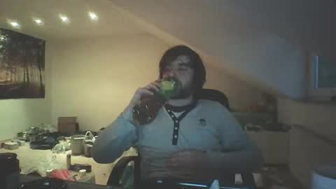Snapshot of cuddlycrab48 chatting on 30, 4, 2026 cuddlycrab48 online show from 30, 4, 2026