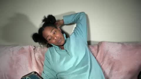 cum2charmxx online show from 26, 11, 2025