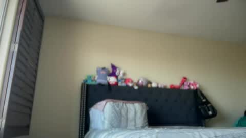 cum2charmxx online show from 16, 7, 2026