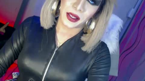 Snapshot of cum_4youbaby chatting on 12, 6, 2026 CUMMELA SLUTI online show from 12, 6, 2026