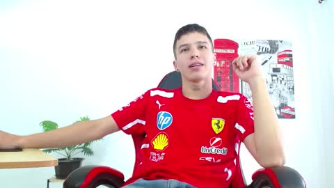 cumandres online show from 2, 10, 2025