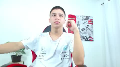 cumandres online show from 28, 10, 2025