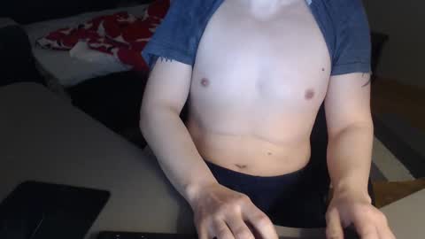 Snapshot of cumartist84 chatting on 27, 4, 2026 cumartist84 online show from 27, 4, 2026