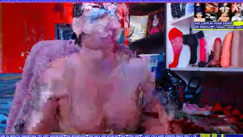 Snapshot of cuminmenowbby chatting on 29, 5, 2026 cuminmenowbby online show from 29, 5, 2026