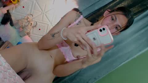 Snapshot of cumm_thiara1999 chatting on 27, 2, 2025 YOUR KWEEN STELLINA online show from 27, 2, 2025