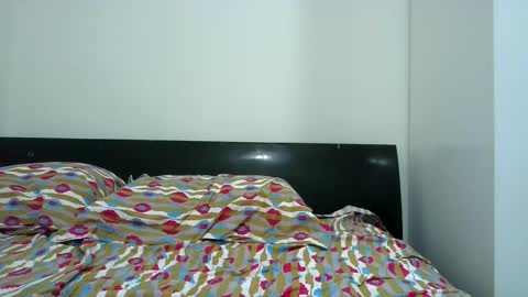 Snapshot of cummforuu chatting on 16, 2, 2025 Cumms Cam online show from 16, 2, 2025