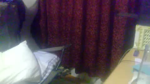 Snapshot of cumnridewa chatting on 13, 5, 2026 cumtowa online show from 13, 5, 2026