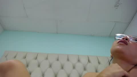 Snapshot of cumontitsxxx chatting on 5, 6, 2026 Cumontitsxxx online show from 5, 6, 2026