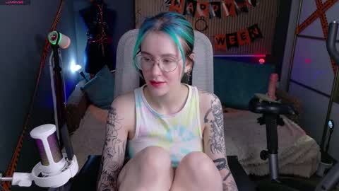 Snapshot of cumpotikeve chatting on 19, 12, 2025 CUMpotikEve online show from 19, 12, 2025