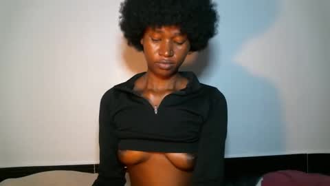 Shiiro online show from 8, 11, 2025