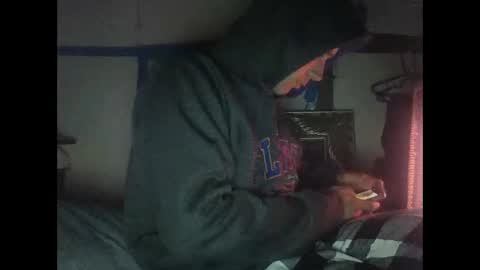 Snapshot of cumslutboi27 chatting on 17, 1, 2025 cumslutboi27 online show from 17, 1, 2025