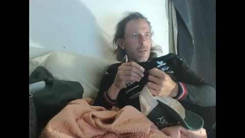 Snapshot of cumslutboi27 chatting on 23, 2, 2025 cumslutboi27 online show from 23, 2, 2025