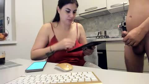 maria  alex online show from 11, 4, 2026