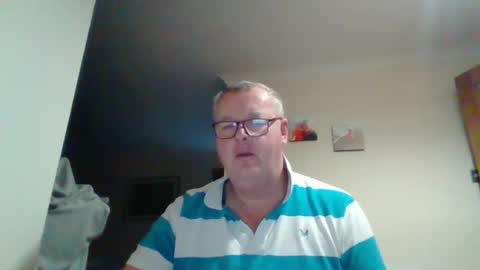 Snapshot of curiousax77 chatting on 31, 12, 2024 curiousax77 online show from 31, 12, 2024