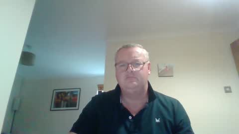 Snapshot of curiousax77 chatting on 17, 2, 2025 curiousax77 online show from 17, 2, 2025