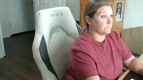 curious couple online show from 24, 1, 2025