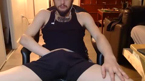 Snapshot of curiouss25 chatting on 10, 9, 2025 curiouss25 online show from 10, 9, 2025