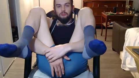 Snapshot of curiouss25 chatting on 30, 9, 2025 curiouss25 online show from 30, 9, 2025