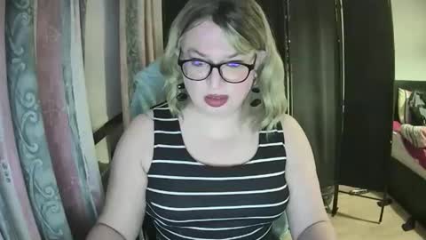 Shirley online show from 17, 4, 2026