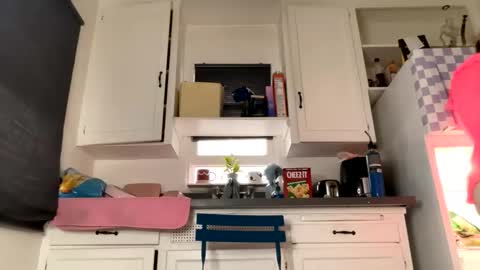 curliegirlee online show from 14, 3, 2026