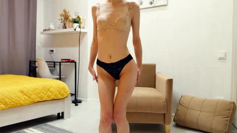 Kira online show from 28, 4, 2026