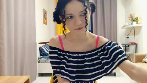 Kira online show from 9, 5, 2026