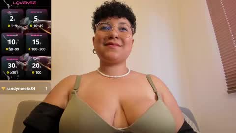 Bruna  online show from 3, 3, 2025