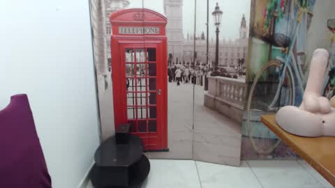 Snapshot of curly_greeneyed chatting on 31, 10, 2025 Vannesa online show from 31, 10, 2025