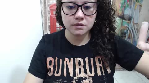 Snapshot of curly_greeneyed chatting on 10, 11, 2025 Vannesa online show from 10, 11, 2025