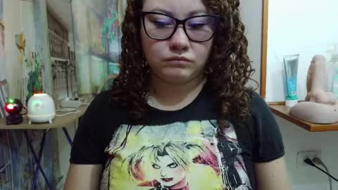 Snapshot of curly_greeneyed chatting on 6, 5, 2026 Vannesa online show from 6, 5, 2026