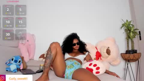 Curly  -  OF- CURLY SWEETT online show from 14, 3, 2026