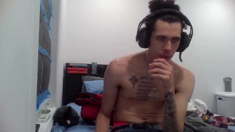 Snapshot of curlyandmixed chatting on 17, 12, 2024 curlyandmixed online show from 17, 12, 2024