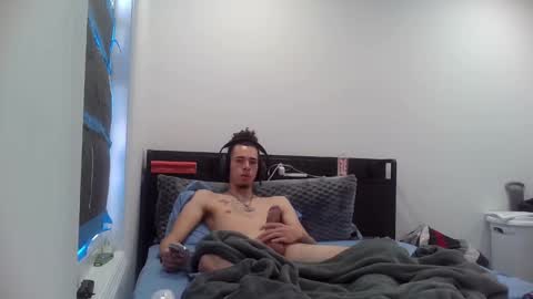 Snapshot of curlyandmixed chatting on 24, 12, 2024 curlyandmixed online show from 24, 12, 2024