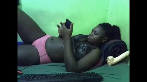 curvy_corazon1 online show from 28, 10, 2025