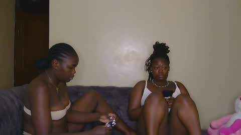 Snapshot of curvyebony1 chatting on 6, 2, 2025 curtis online show from 6, 2, 2025